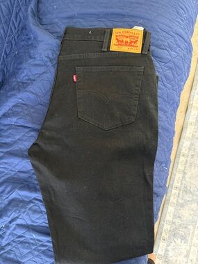 Levi's Black Relaxed Men’s Jeans with Red Tab
